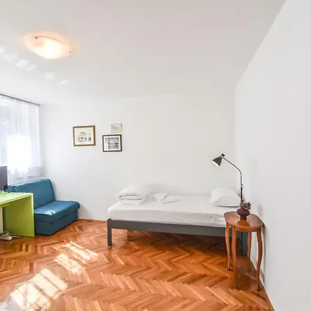 Apartamento Visnjik Pines