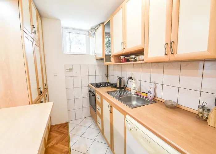 Visnjik Pines * Sarajevo