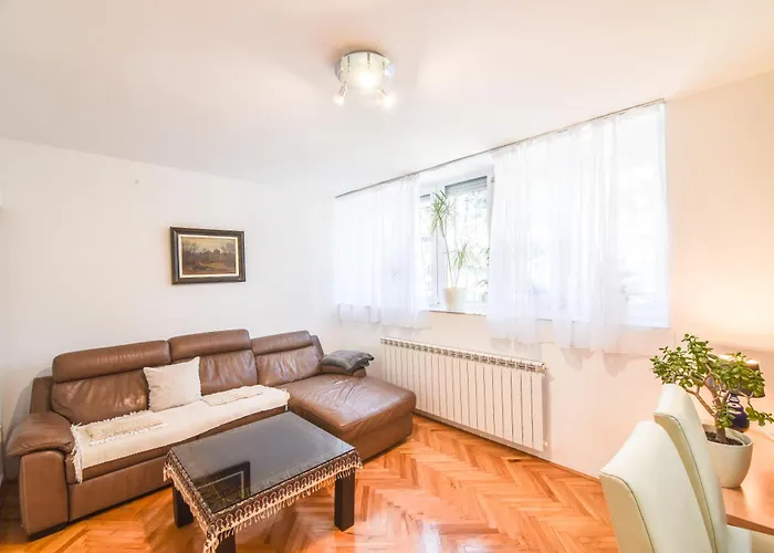 Apartamento Visnjik Pines